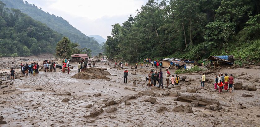 बाढीले ठूलो जनधनको क्षति