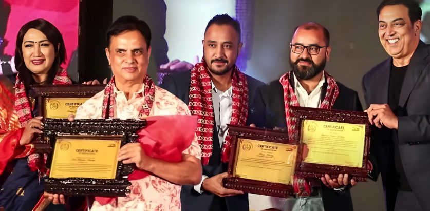 भारतको प्रतिष्ठित ‘क्याप्टिभेटिङ क्रिएसन अवार्ड कार्यक्रममा नेपाली कलाकार सम्मानित