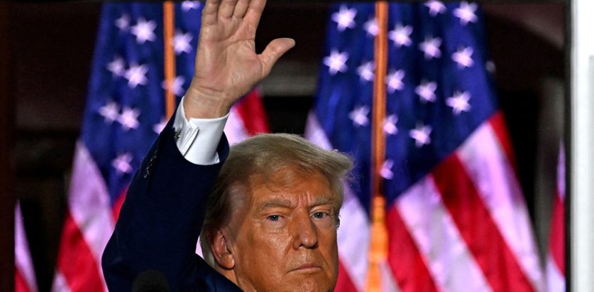 अमेरिकालाई होइन आफैँलाई बचाउन ट्रम्पको चुनावी अभियान