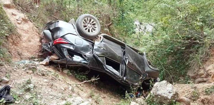 मन्त्रीसहित ३ जना घाइते, २ को मृत्यु