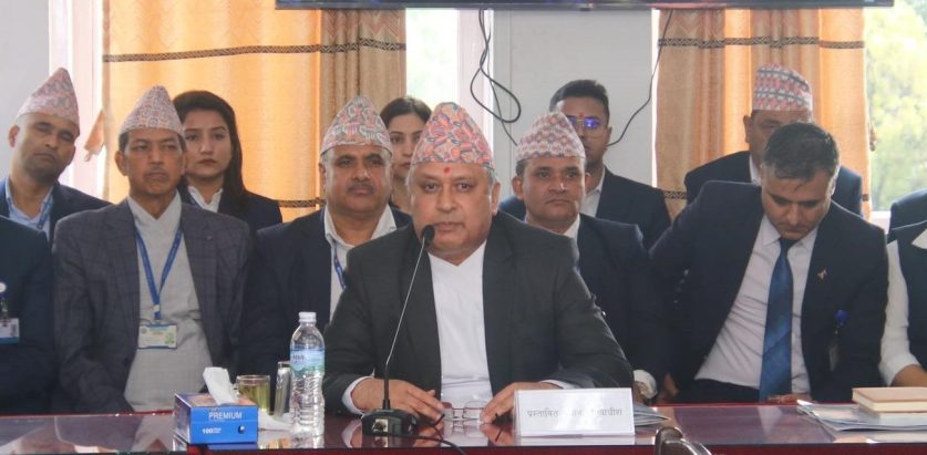 पुराना मुद्दा १५ बर्ष देखिका सबै नील बनाउछौं : न्यायाधीश कार्की