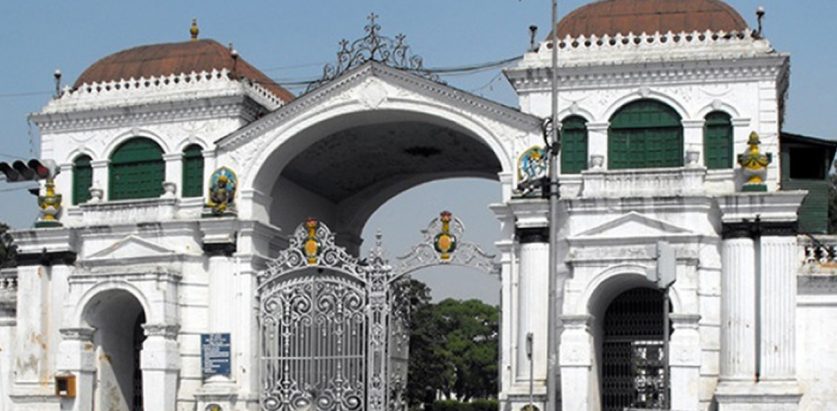 सिंहदरबारमा हाजिर भेटिन्छ, भेटिँदैनन् कर्मचारी