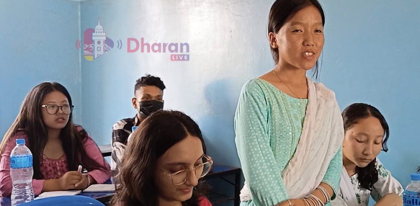 सार्वजनिक स्थानमा बोल्न नसक्नेलाई बोल्न सिकाइदै