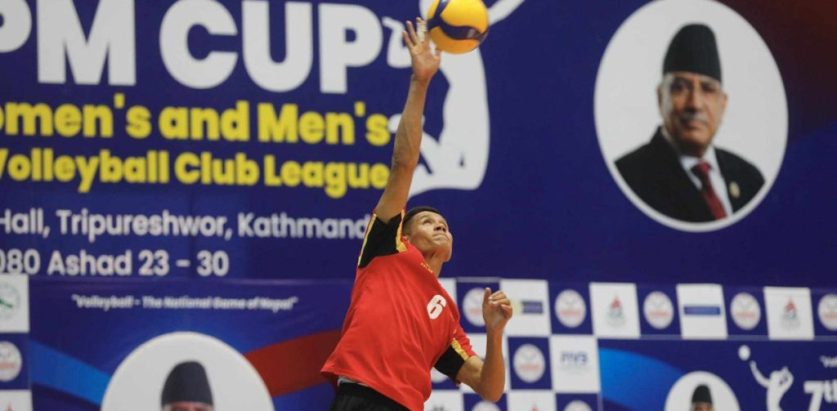 दर्शक कुट्ने खेलाडी ३ महिना प्रतिबन्ध