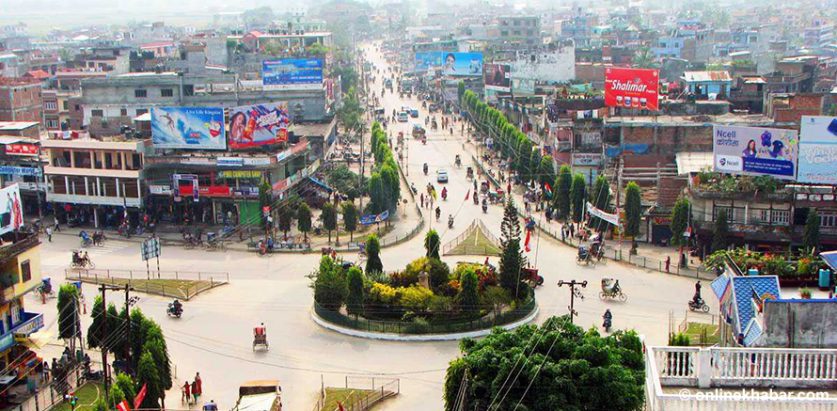 साइकल चलाइरहेको निर्दोष व्यक्तिलाई कुटपिट गर्ने १  पक्राउ २ फरार