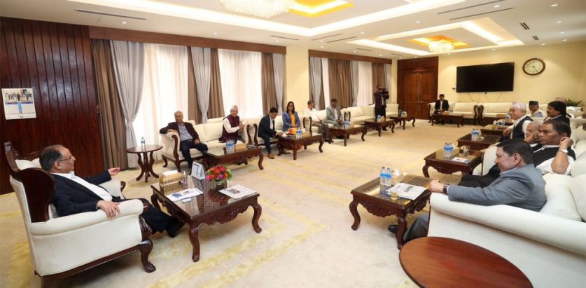 सत्तारुढ गठबन्धनको बैठक बस्दै