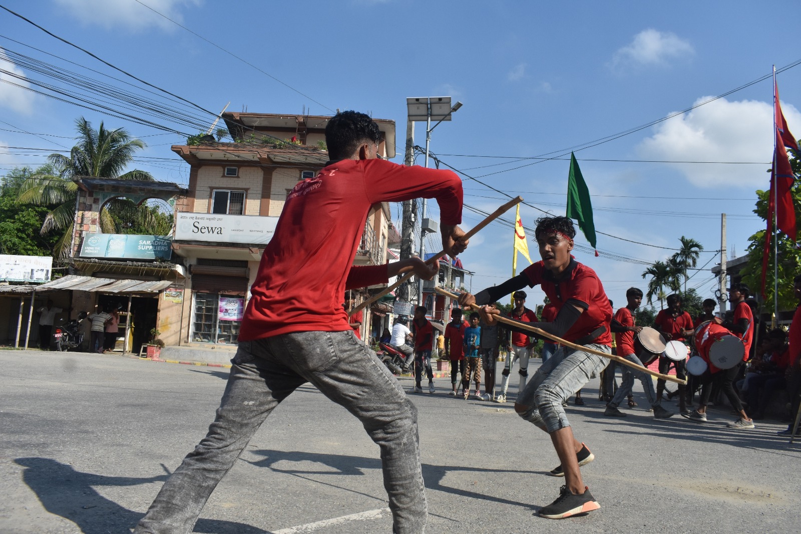 मुस्लिम युवाको युद्धकला प्रदर्शन