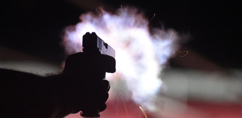 अन्धाधुन्द गोली चल्दा ४ जनाको मृत्यु