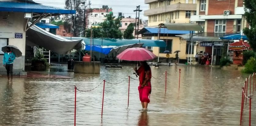बालकलाई बाढीले बेपत्ता नै बनायो