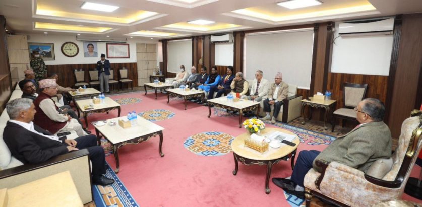 सत्ता गठबन्धनको बैठक जारी