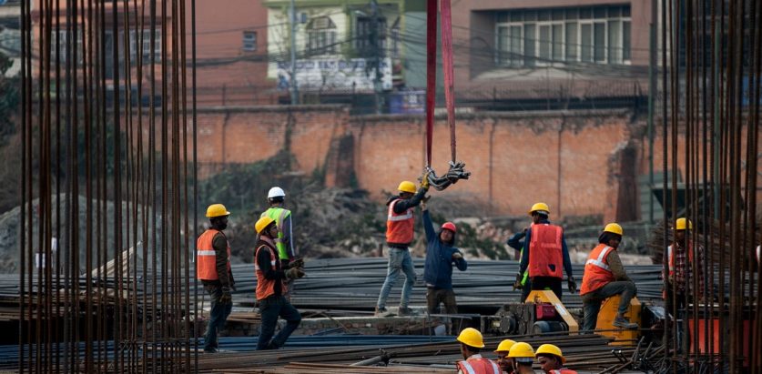 डरै डरमा आयोजनाहरु निर्माण हुँदै