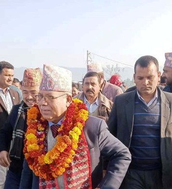 माधव नेपाल युरोप प्रस्थान