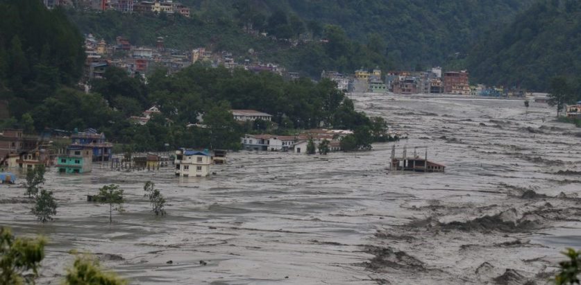 बाढीले उच्च जोखिममा सिन्धुपाल्चोक