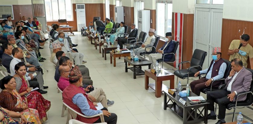 कांग्रेसको केन्द्रीय प्रतिनिधि ७७ वटै जिल्लामा