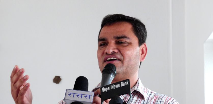 आफ्ना मान्छे पर्न थालेपछि भ्रष्टचार अनुसन्धानको यात्रा रोकियो  : प्रदीप पौडेल