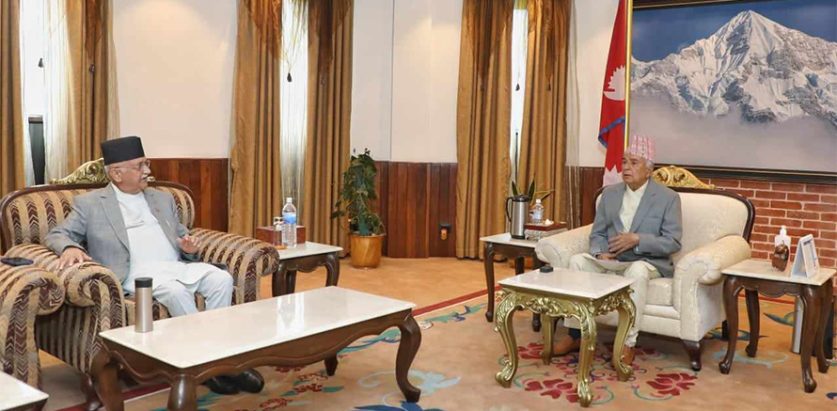 शीतलनिवासमै राष्ट्रपति पौडेल र ओलीबीच छलफल