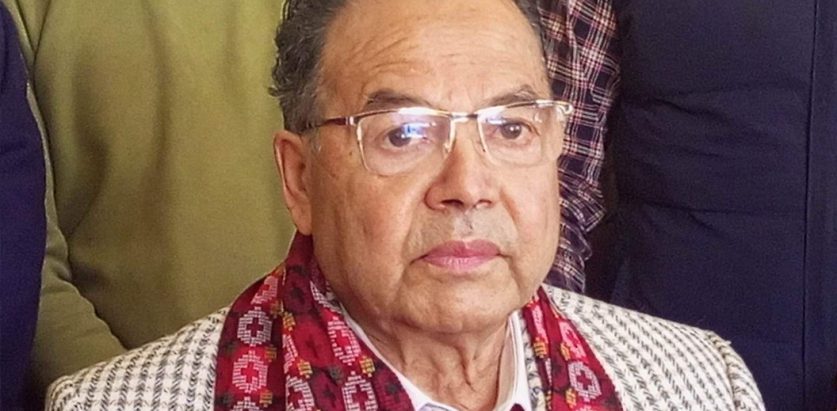 कार्यकर्ता पुरानै दलमा फर्किन थालेकोमा झलनाथ खनाल चिन्तामा