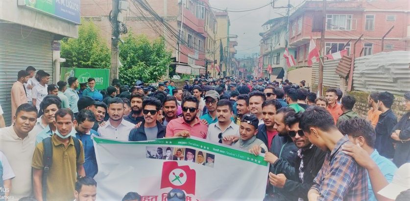 नेविसंघले देउवालाई नछोड्ने