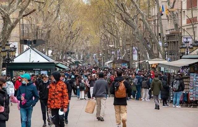 स्पेनमा हालसम्मकै उच्च जनसंख्या