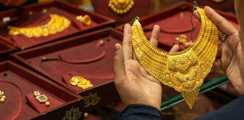 आज मंगलबार सुन-चाँदीको मूल्य घट्यो