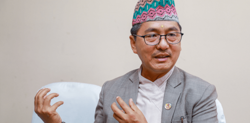 राप्रपाका अध्यक्ष लिङ्देन कतार प्रस्थान