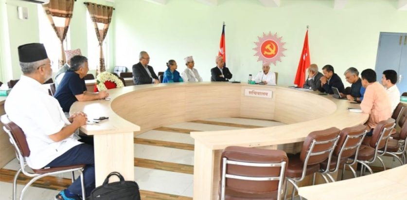 नेम्वाङको आसनमा फूलमाला राखियो