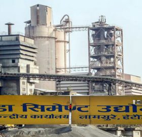 हेटौँडा सिमेन्ट उद्योगको उपकरण बिग्रँदा उत्पादन बन्द