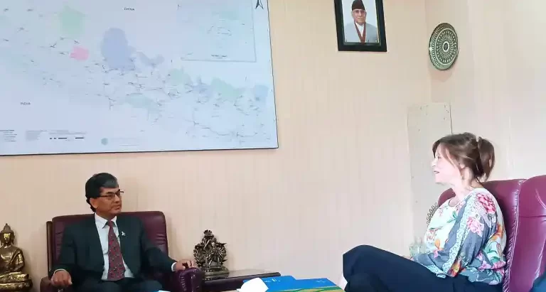 आयोगका उपाध्यक्ष श्रेष्ठ र अष्ट्रेलियन राजदूतबीच भेटवार्ता