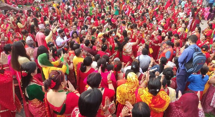 हिन्दु नारीहरुको महान पर्व हरितालिका तीज आज मनाइँदै