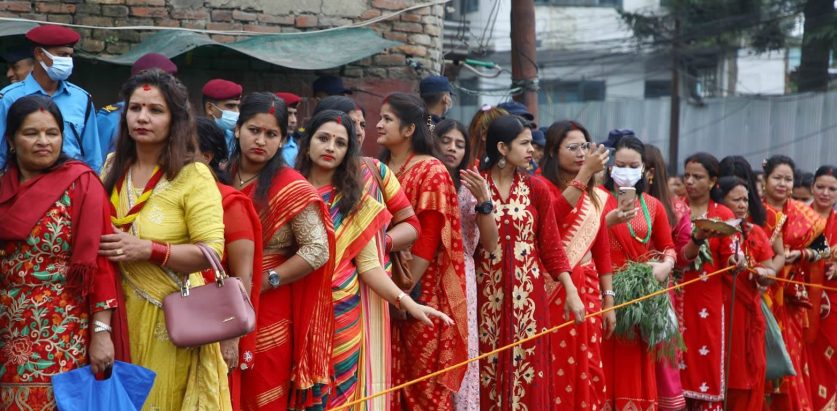 ऋषेश्वरको पूजा, आराधना गरेपछि तीज पर्व समापन