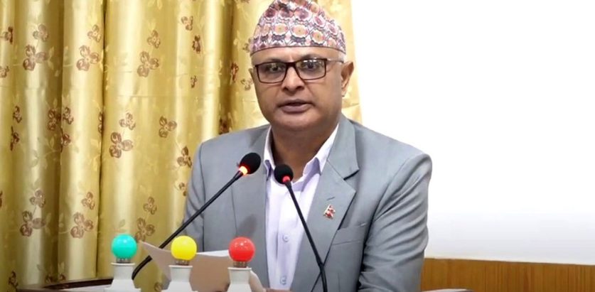 गठबन्धन एक ठाउँमा हुनुस्, हामीलाई बाहिर राखिदिनुस् : हिक्मतकुमार कार्की