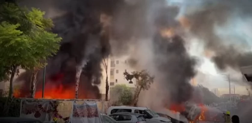 इजरायलबाट गाजा क्षेत्रमा रातभर बमबारी, दुई प्यालेस्टाइनी पत्रकार पनि मारिए