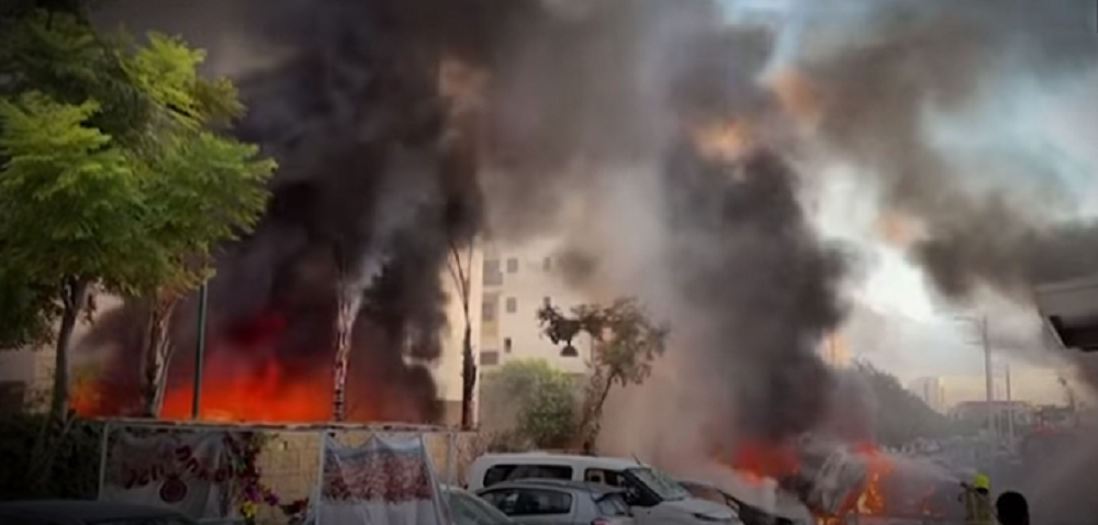 इजरायलबाट गाजा क्षेत्रमा रातभर बमबारी, दुई प्यालेस्टाइनी पत्रकार पनि मारिए