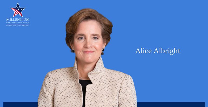 एमसीसी प्रमुख अलब्राइट काठमाडौंमा, प्रधानमन्त्रीलाई भेट्ने