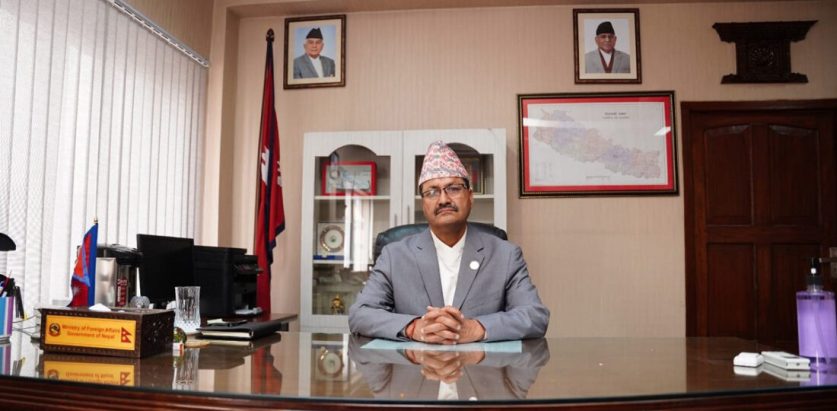 इजरायल आक्रमणको जानकारी परराष्ट्रमन्त्रीले गराउने