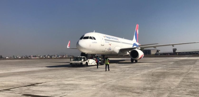 नेपाल एयरलाइन्सको वाइडबडी जहाजमा प्राविधिक समस्या आएपछि ‘ग्राउण्डेड’, यात्रु अलपत्र