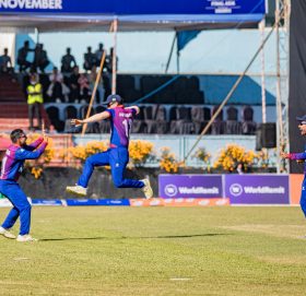 आईसीसी टी-२० क्रिकेट : मलेसियालाई ६ विकेटले पराजित गर्दै नेपाल सेमिफाइनलमा प्रवेश