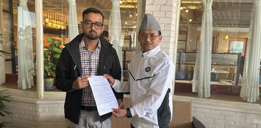 इजरायलबाट फर्केका विद्यार्थीहरुको विभिन्न मागसहित प्रधानमन्त्रीलाई ज्ञापनपत्र