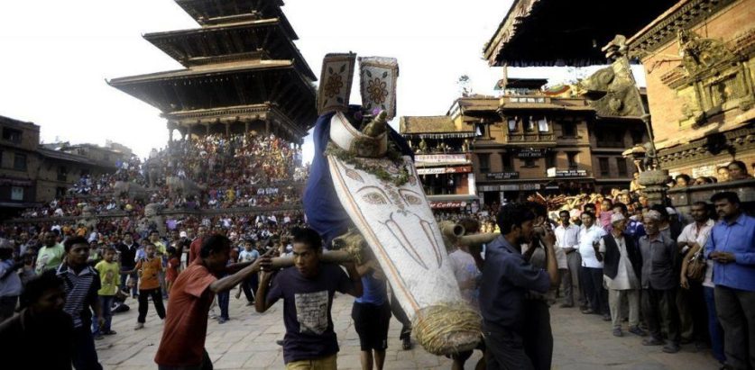 भक्तपुरमा ऐतिहासिक मुपात्र जात्रा आरम्भ