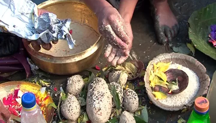 पितृ पक्षमा यी ३ चिज नकिन्नुहोस्, ठुलो नोक्सानी हुन सक्छ