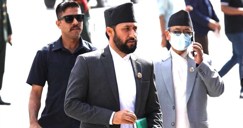 अपराधी छुटाएको भन्दै रास्वपाको टोली पुग्यो राष्ट्रपति भेट्न