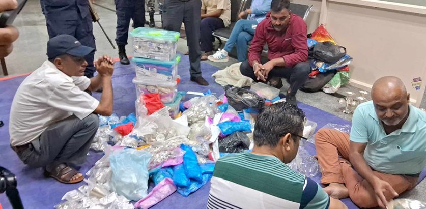 १ क्वीन्टल चाँदीसहित सञ्चालक पक्राउ
