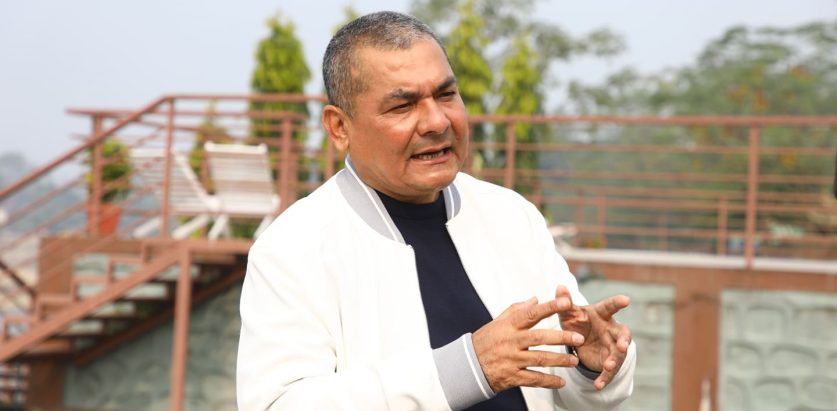 प्रहरीले खोज्दा खोज्दै दुर्गा प्रसाईं प्रहरी कार्यालय आफैँ पुगे