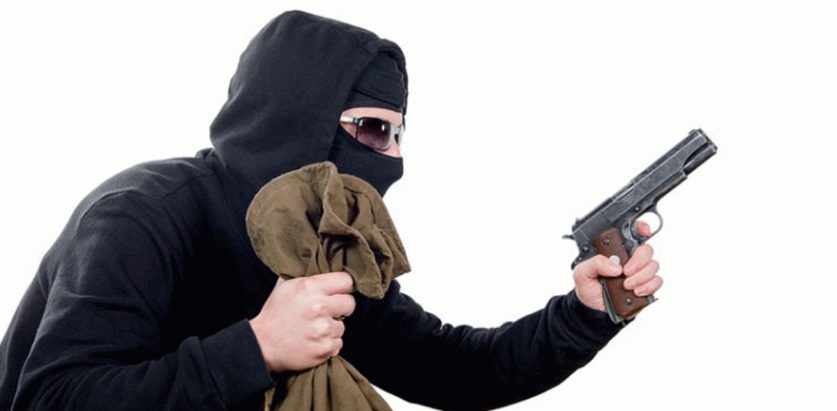 महोत्तरीमा ५० लाख बढीको लुटपाट