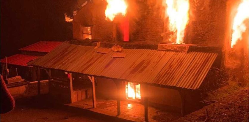 धुलिखेलमा आगलागी ९ लाखको क्षति