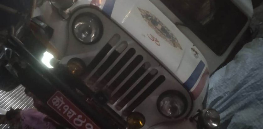 विराटनगरमा मापसे गरेर चलाएको एम्बुलेन्स अनियन्त्रित भइ पार्किंङ् भित्र छिरेपछि…