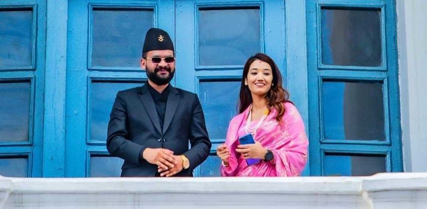 महेश र दुर्गालाई बालेनको व्यंग्य