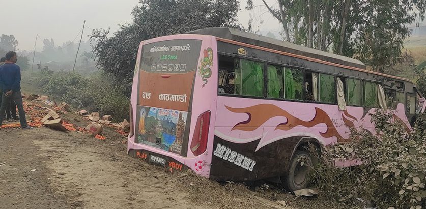 सर्लाहीमा गाडीकाे ठक्करबाट छठ व्रतालुकाे मृत्यु