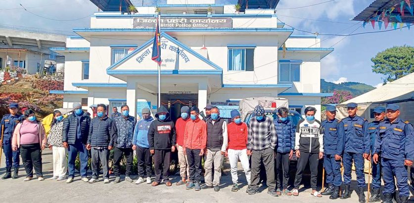 डोरीमा बाँधेर सुन तस्करी गरेको खुलाशा