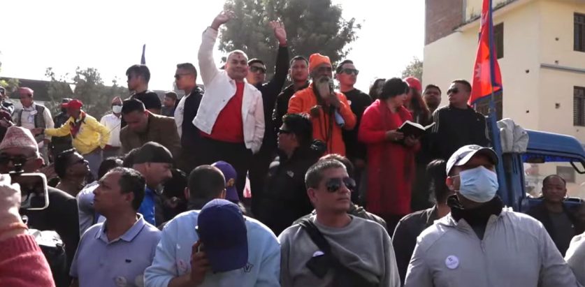 सिफलमा दुर्गा प्रसाईंको भव्य प्रदर्शन